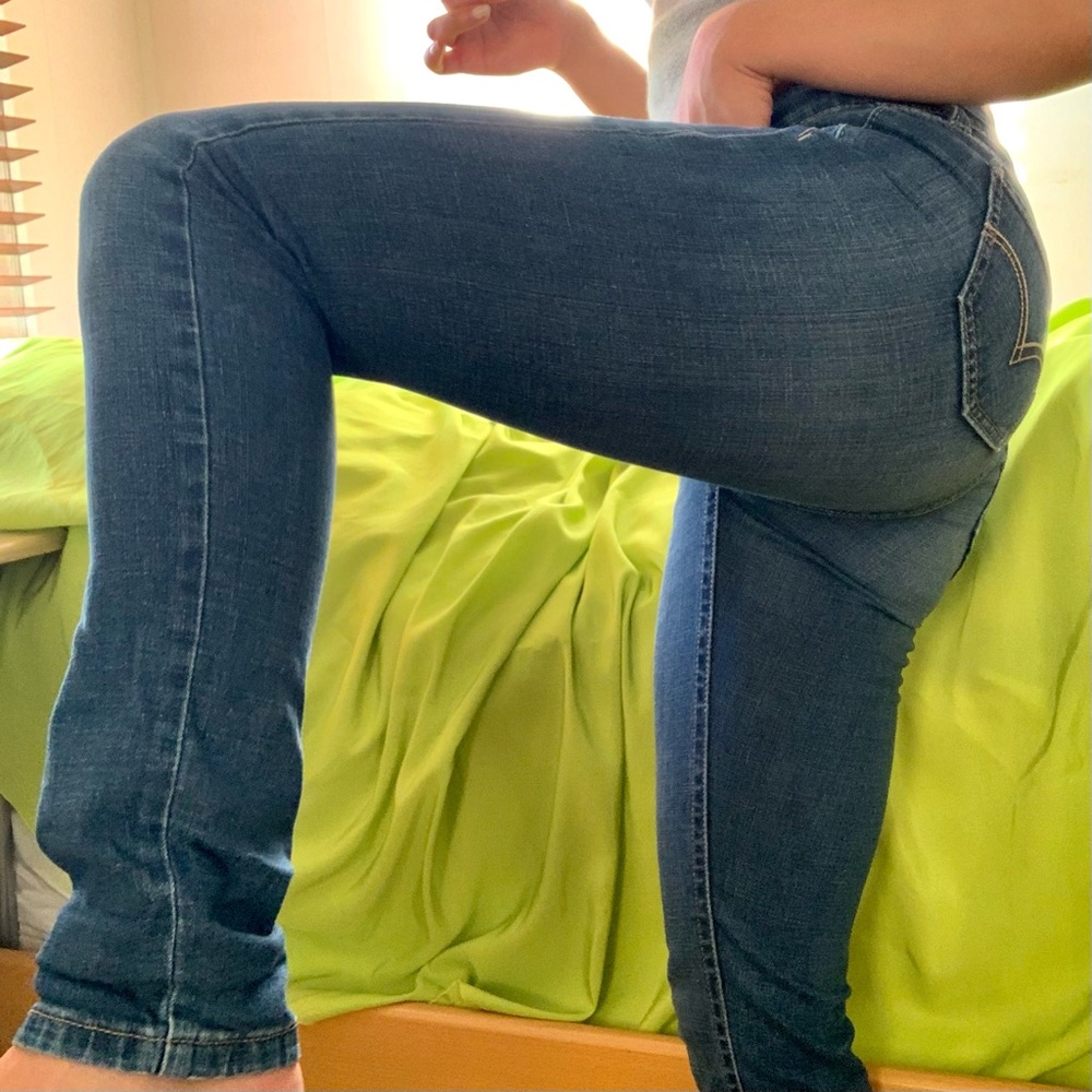 Vintage low rise Levi’s